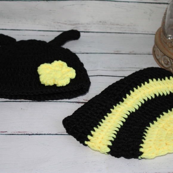 Baby Bumble bee & flower 0-3m girl outfit - Picture 4 of 4